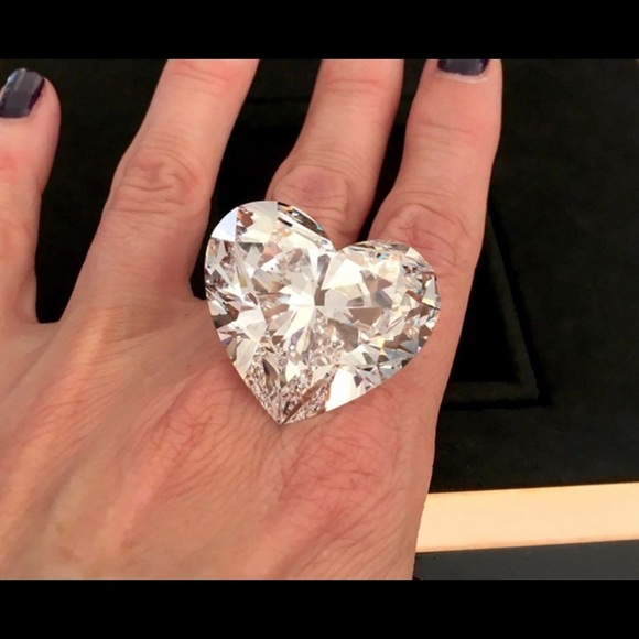 Jewelry - Brand New Silver Heart Shape White Sapphire Ring